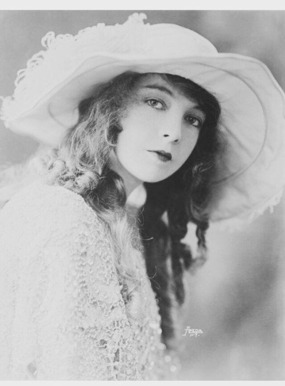 Lillian Gish 