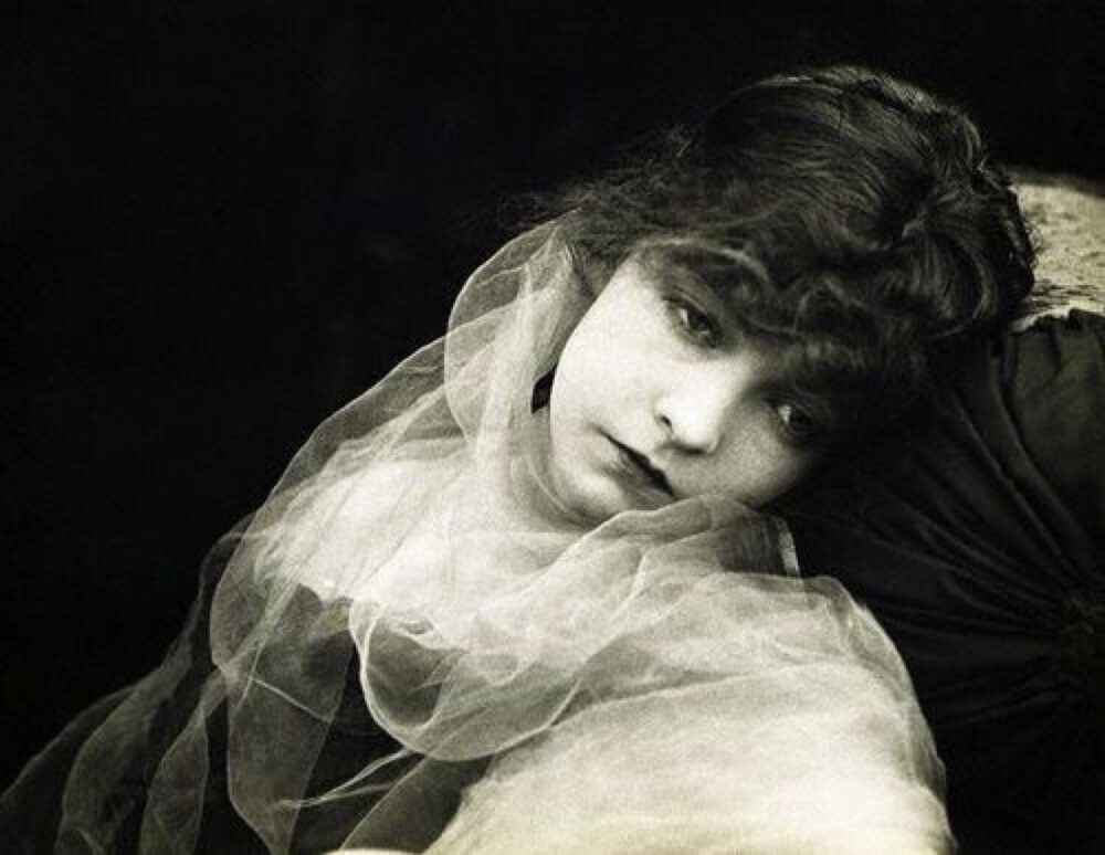 Lillian Gish 