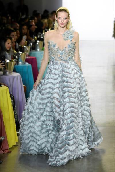 Badgley Mischka 巴吉利·米诗卡2019春夏高级成衣发布秀