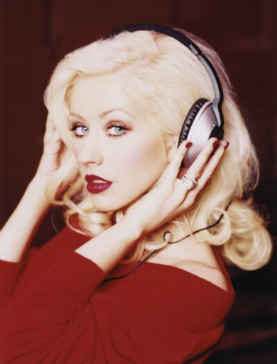 Christina Aguilera
别名
Xtina、CA