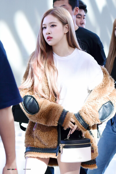 ROSÉ