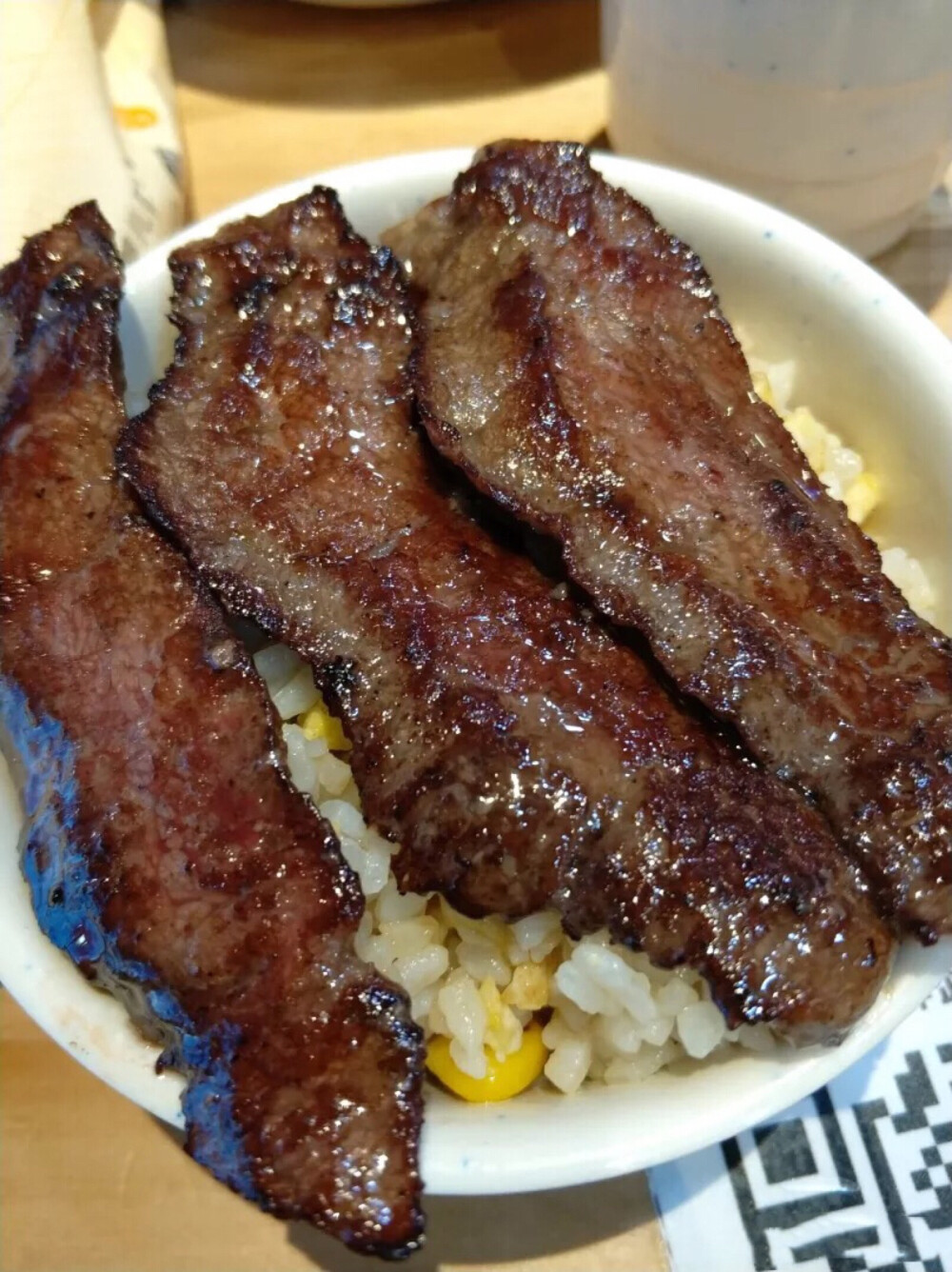 美食好吃牛排盖饭赞评论更多