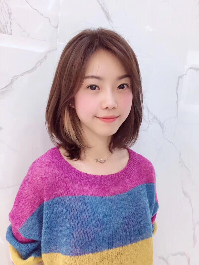 短发