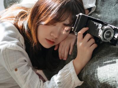 摄影师ins：yan_pic 画面下的少女