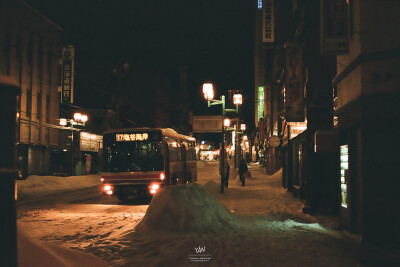 摄影师ins：yan_pic 画面下的少女