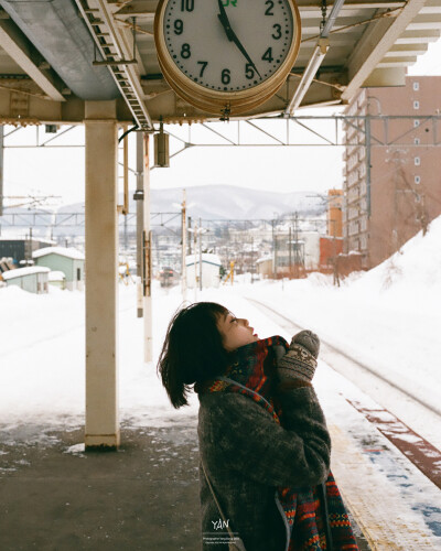 摄影师ins：yan_pic 画面下的少女