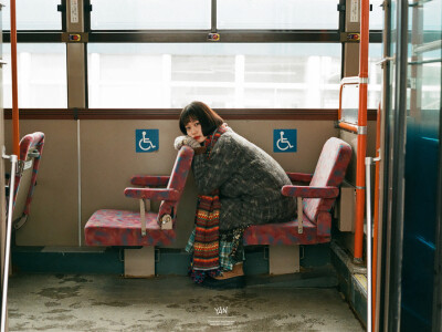 摄影师ins：yan_pic 画面下的少女