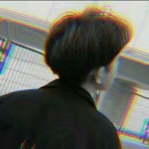 男生头像/林楚。