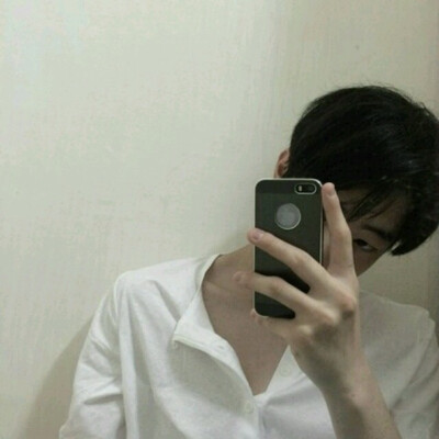 男生头像/林楚。