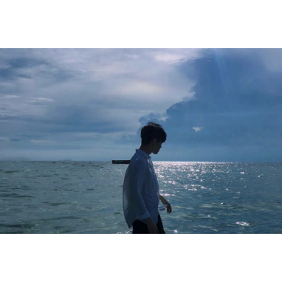 男生头像/林楚。