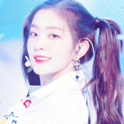 女爱豆头像/@鹅超乖