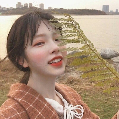 我是可爱的女孩子你是可爱