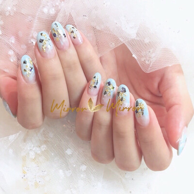 Nail 