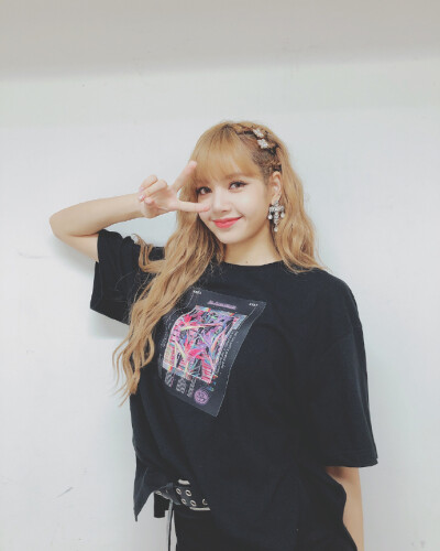 180828 lalalalisa_m 更新