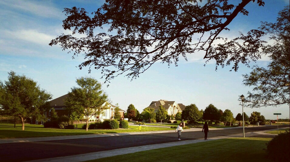 Fort Hays State University (☆_☆) Sunny Day..随手一拍都是画 20180915