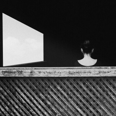 Photo by Noell S. Oszvald
好照片构图讲究
仿佛透出无声的气息