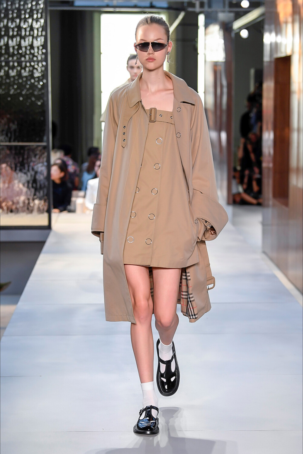 巴宝莉 Burberry 2019伦敦时装周春夏高级成衣发布秀