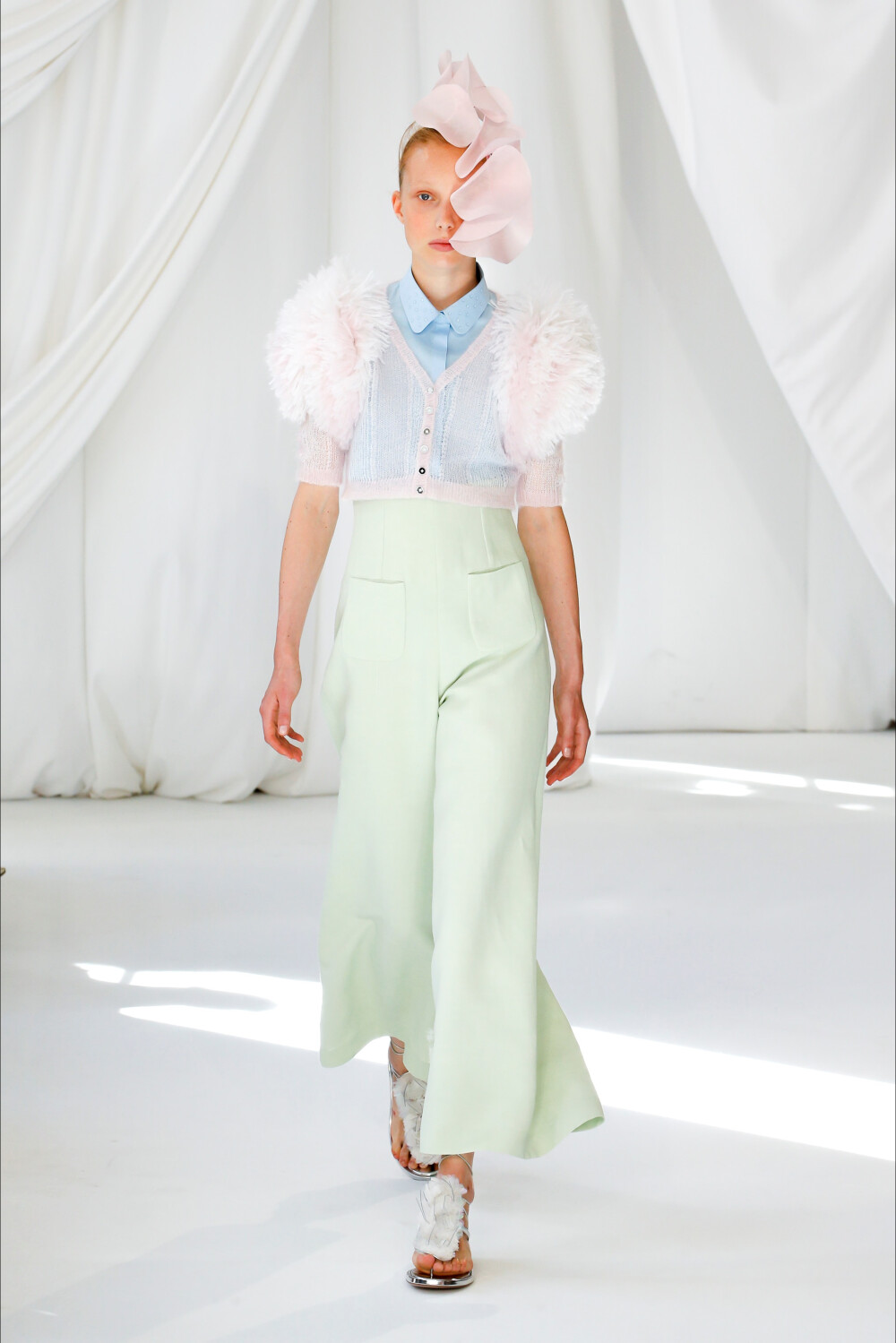 Delpozo 2019伦敦时装周春夏高级成衣发布秀