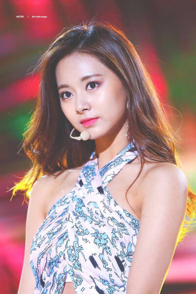 周子瑜 쯔위 Tzuyu
TWICE成员