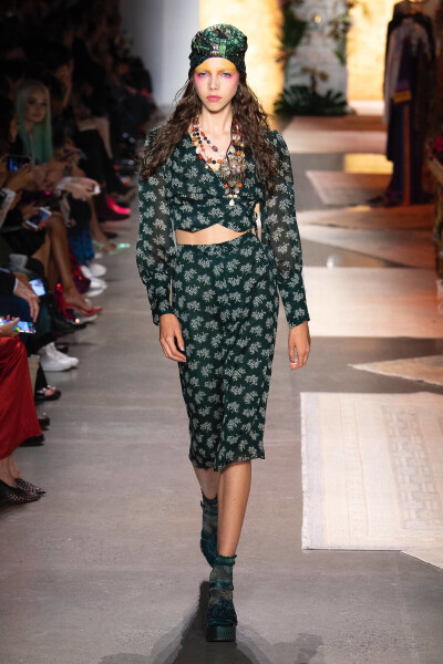 Anna Sui Spring 2019 Ready-to-Wear