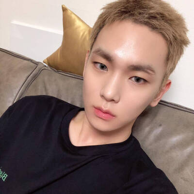 SHINee key