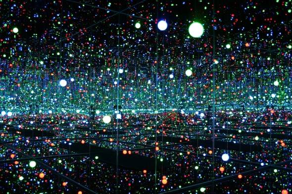 想为你送上无限星光
Infinity Mirrored Room
Yayoi Kusama/草间弥生 ​ ​​​