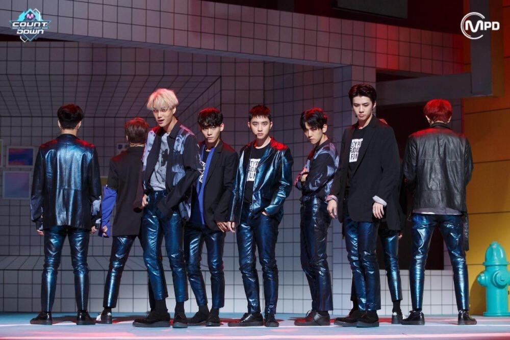 EXO