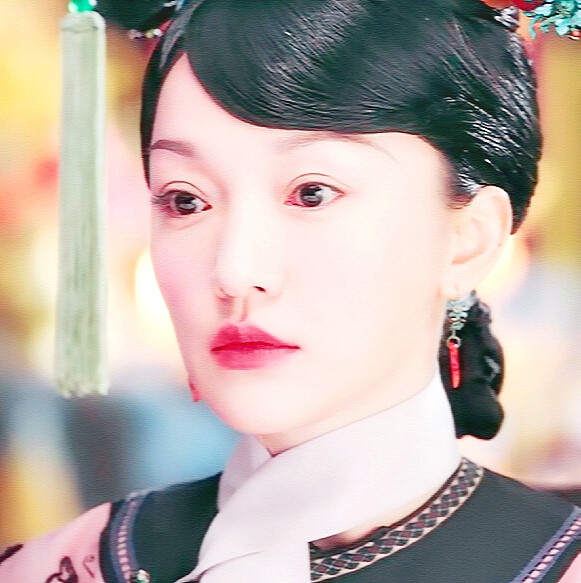 头像周迅爱豆赞评论更多