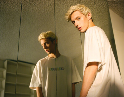 戳爷 Troye Sivan