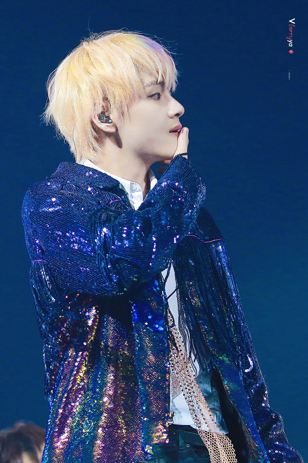 v金泰亨bts防弹少年团btsworldtourloveyourself演唱会in奥克兰