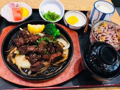 铁板牛肉定食套餐