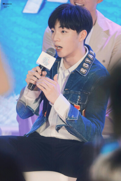 180920 hi室友发布会