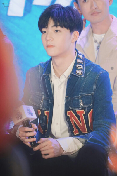 180920 hi室友发布会