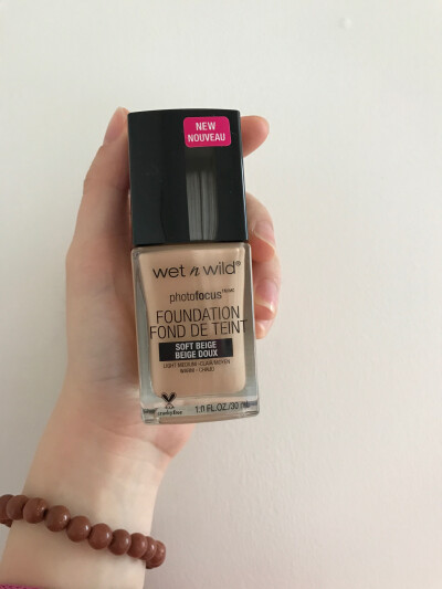 【现货包邮】Wet n Wild Photo Focus wnw 对焦粉底液 30ml