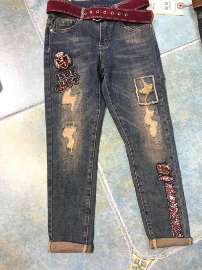 卡通，亮片牛仔裤CK