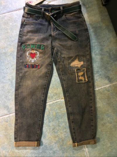 爱心字母，亮片老虎BK