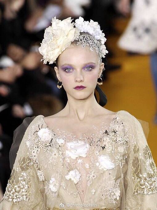 Vlada Roslyakova at Christian Lacroix S/S 2008 ​​​