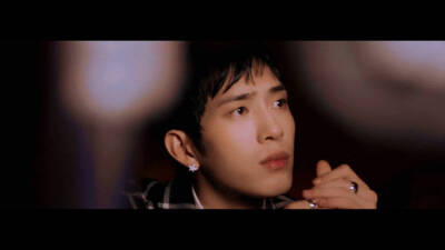 您可千万别忘了我。
cr微博