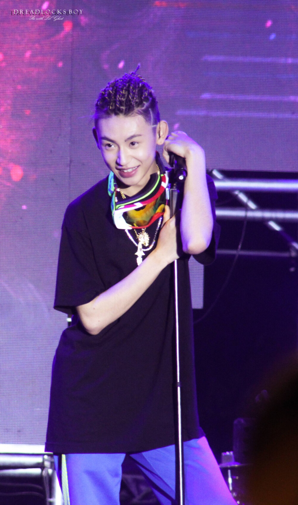 小鬼王琳凯
0922杭州焱山音乐节
