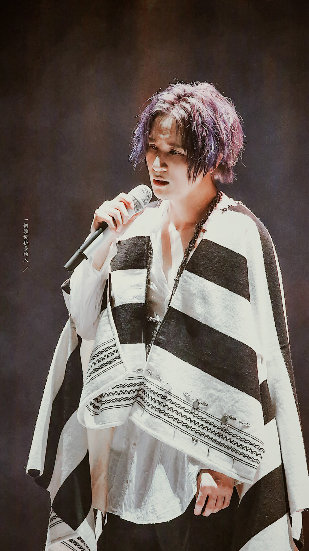 图源水印
/2018薛之谦摩天大楼演唱会长沙站/