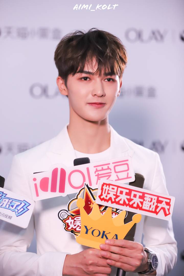 
>>> 180924 Olay发布会群访
就很廷哥