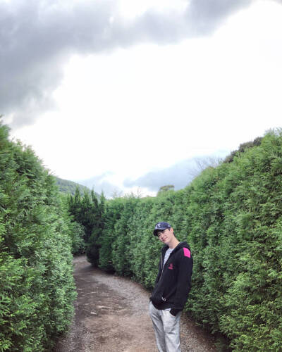 李钟硕
少年李的奇幻之旅