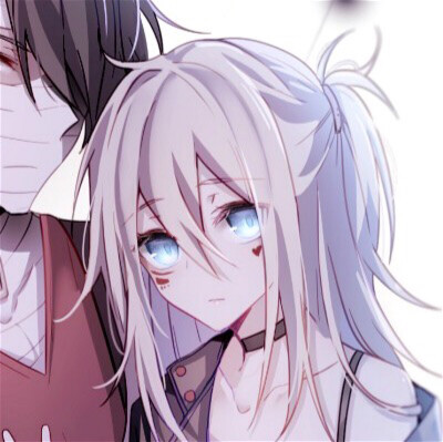 源贴吧：懒散的电竞女孩