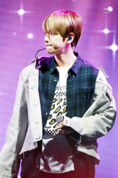 180927【DreamMate_0104/puppystore_1992】2018 Korea Sale Festa 高清9P
EXO 边伯贤
抱图点赞 喜欢收藏