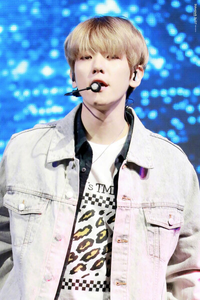 180927【DreamMate_0104/puppystore_1992】2018 Korea Sale Festa 高清9P
EXO 边伯贤
抱图点赞 喜欢收藏