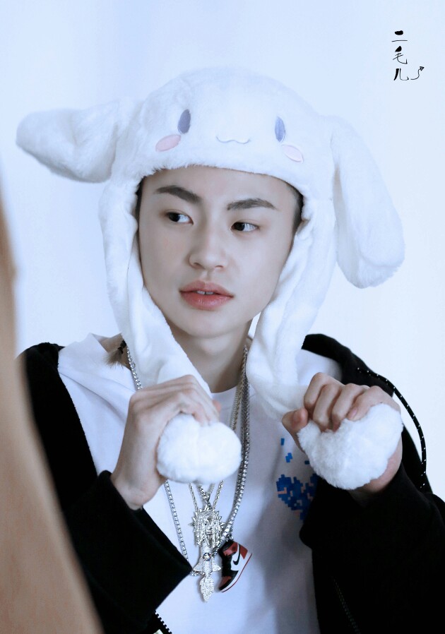 小鬼王琳凯 签售会