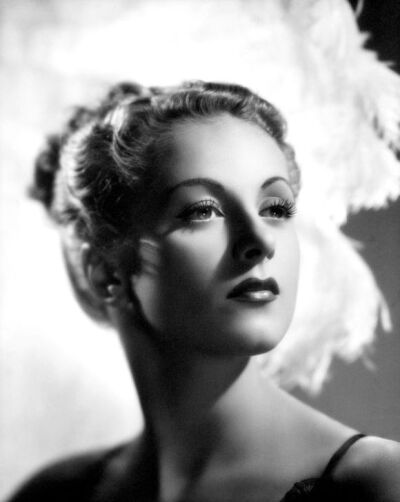 Danielle Darrieux，法国影坛少见的古典美人