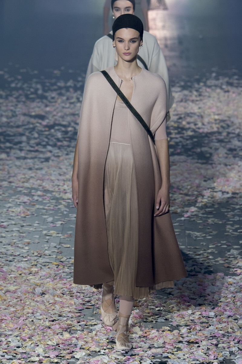 Dior2019春夏高级成衣系列时装秀