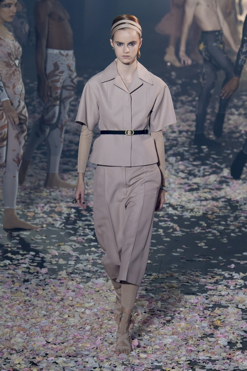 Dior2019春夏高级成衣系列时装秀