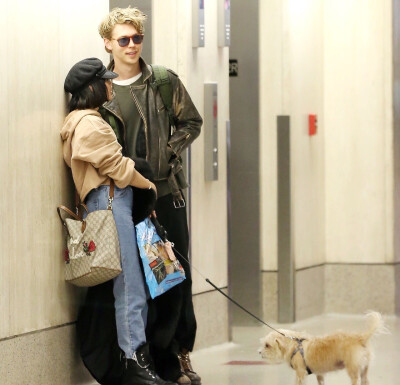 超级喜欢的一对
Vanessa Hudgens/Austin Butler